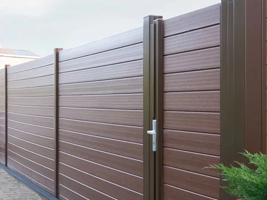 Weather-Resistant WPC Fencing installation